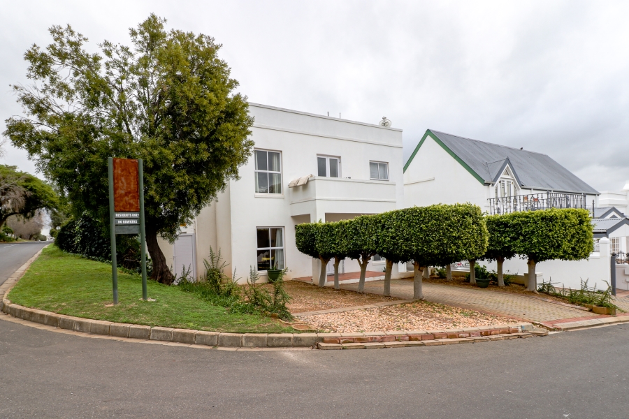 To Let 3 Bedroom Property for Rent in Paradyskloof Western Cape